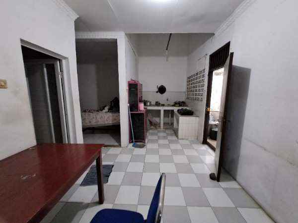 rumah 600 jutaan di tengah kota depok dekat stasiun