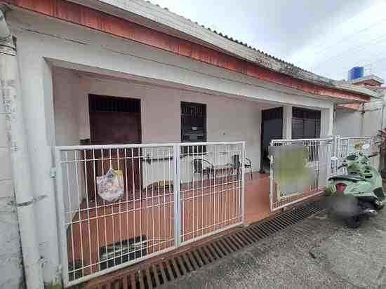 rumah 600 jutaan di tengah kota depok dekat stasiun