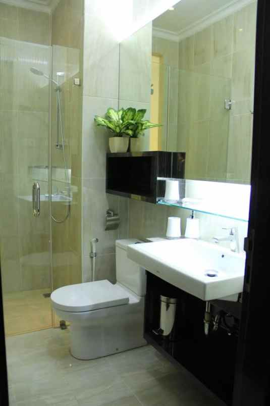 rumah alam elok pondok pinang