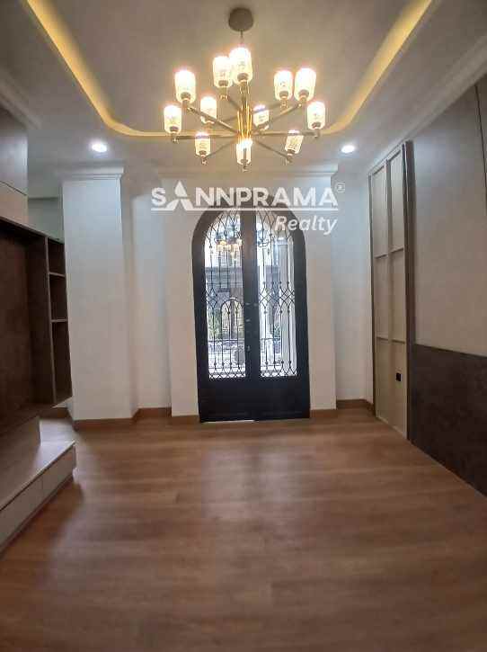 rumah american classic siap huni di jagakarsa jaksel