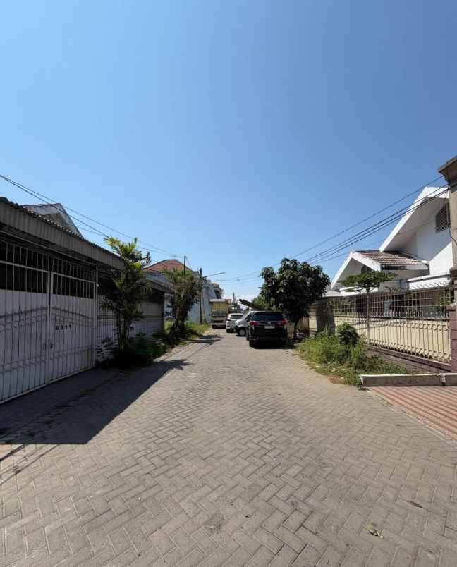 rumah baru 2 lantai dharmahusada indah