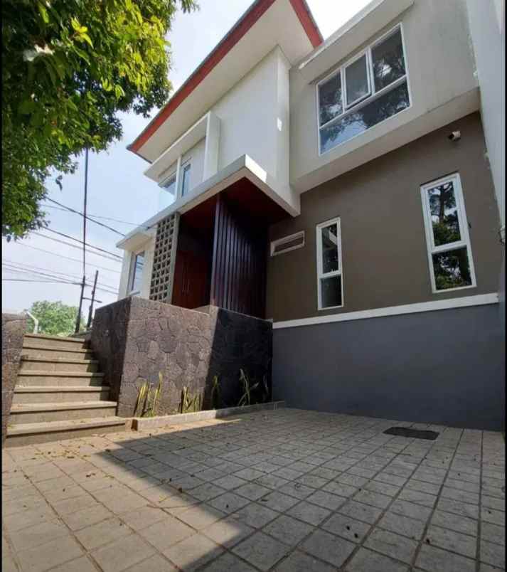 rumah baru cigadung tubagus ismail dago bandung