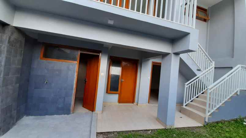 rumah baru cisaranten kulon dibawah 1m siap huni