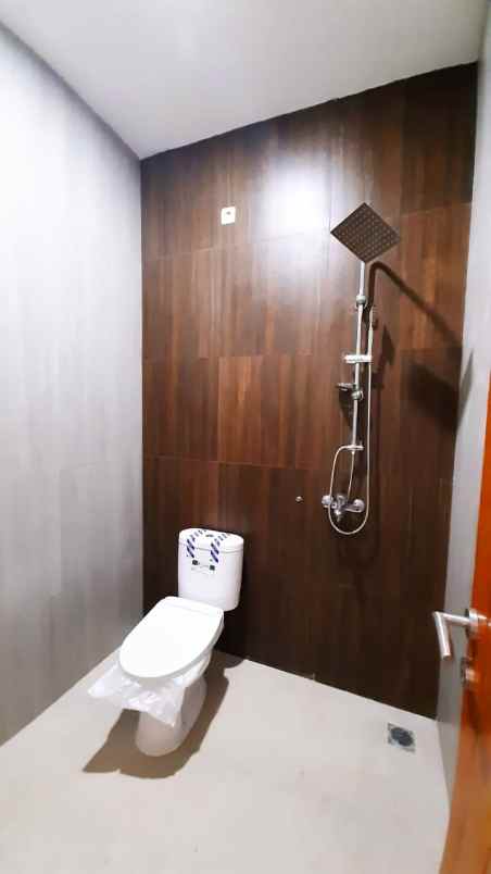 rumah baru cisaranten kulon dibawah 1m siap huni