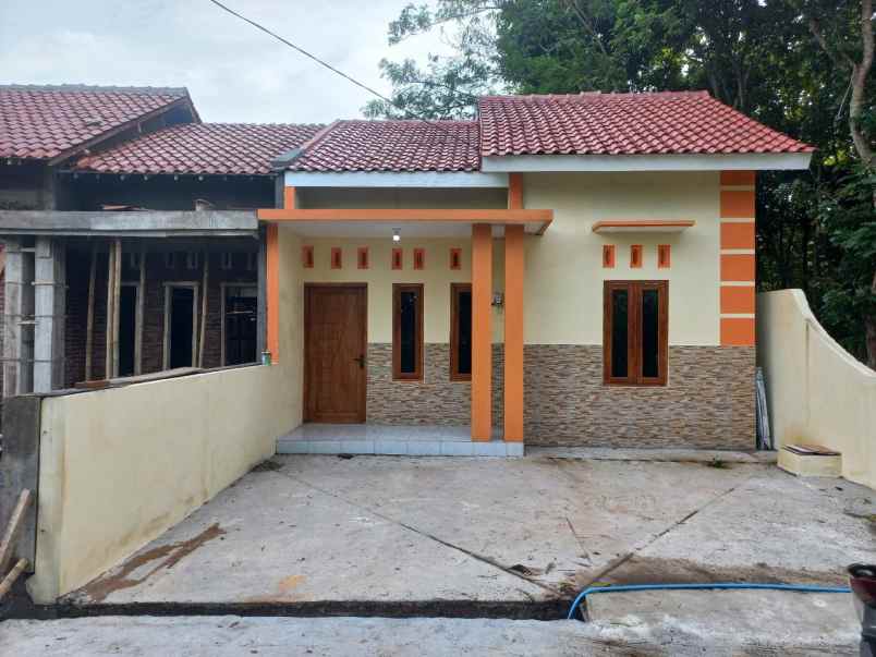 rumah baru diap huni timur kota solo