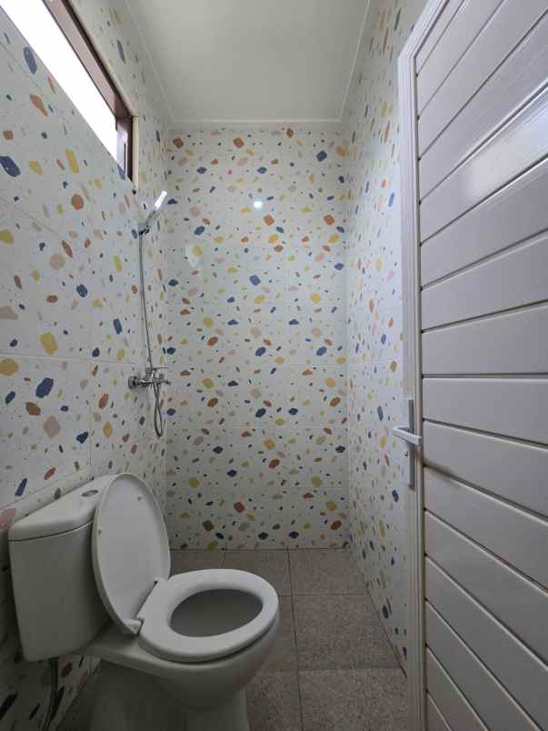 rumah baru renovasi di kayu putih tengah jaktim