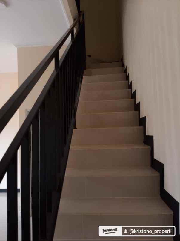 rumah baru shm 2 lantai strategis dekat stasiun tambun