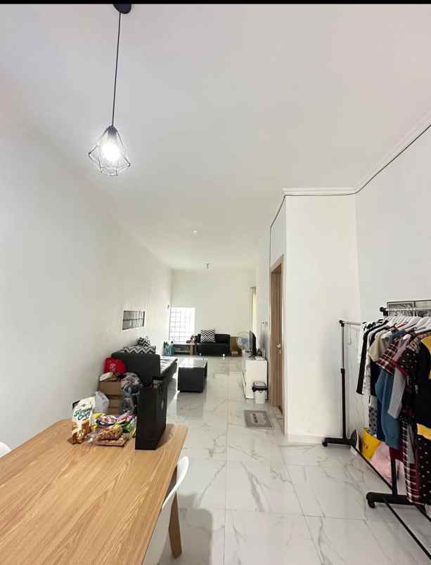 rumah baru shm jl rejosari tengah kota dekat dr cipto