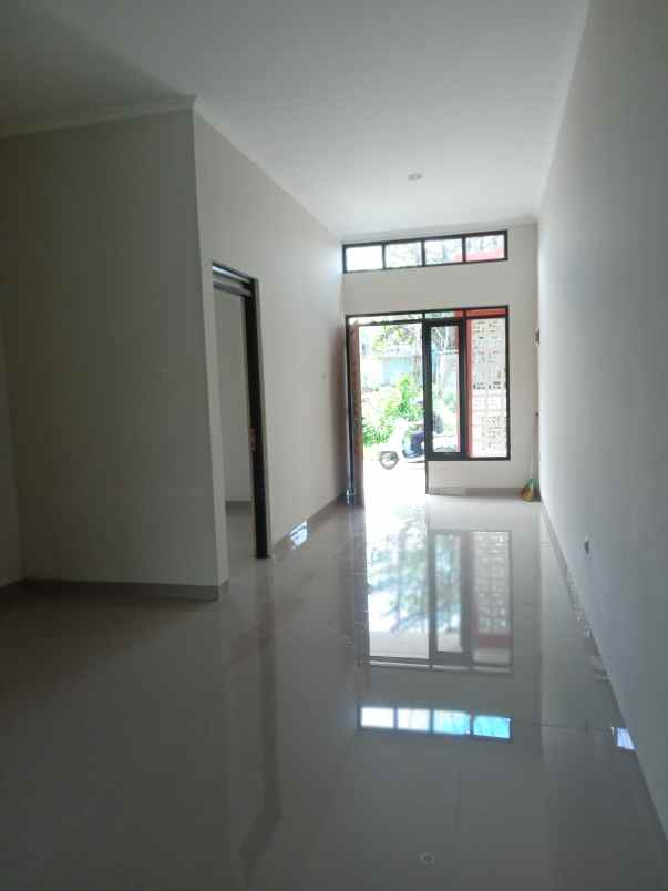 rumah baru siap huni cisaranten arcamanik