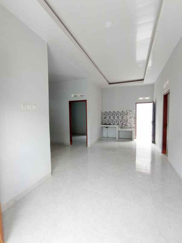 rumah baru siap huni murah di sambiroto timur jl tajem