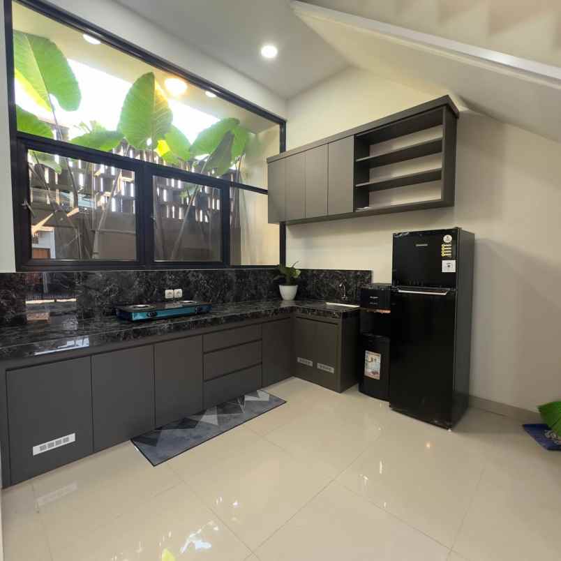 rumah bonus furnish palagan km 6 selatan hotel hyatt