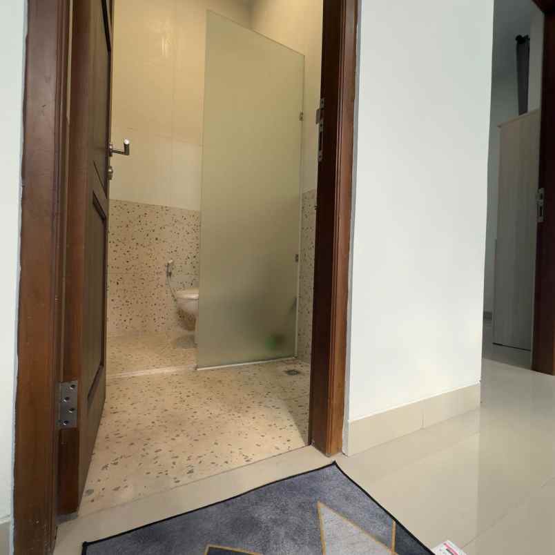 rumah bonus furnish palagan km 6 selatan hotel hyatt