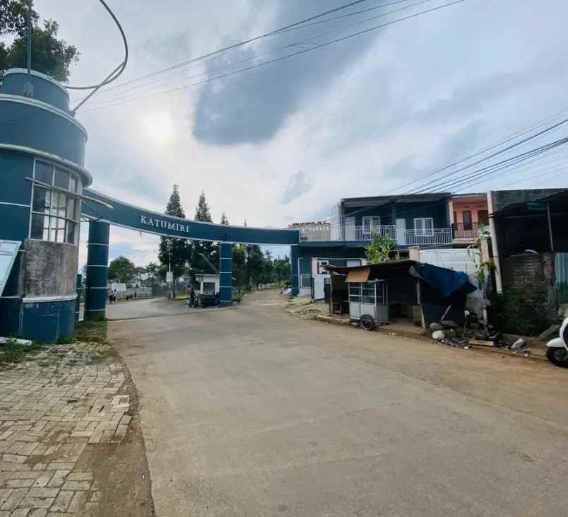 rumah cihanjuang atas siap huni