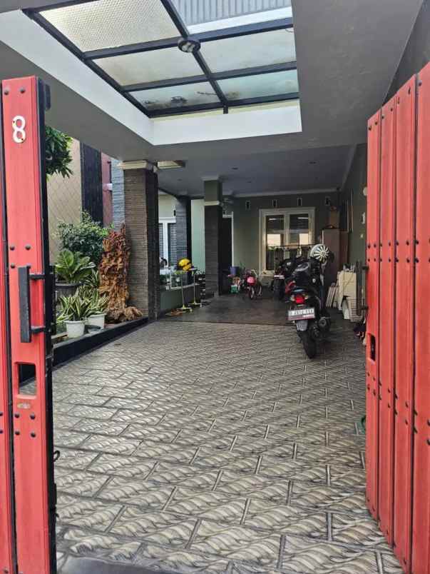 rumah cipinang muara 2 lantai lt 168 m2 jual cpt bagus