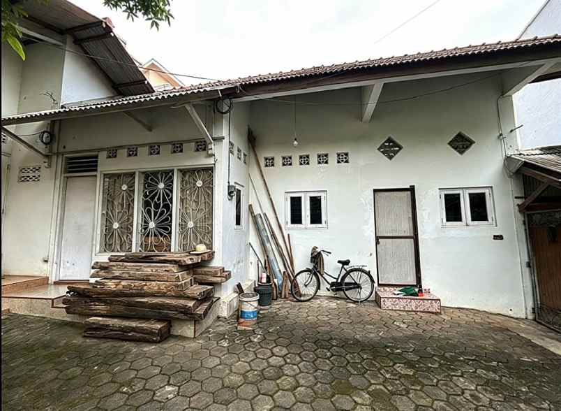 rumah dekat undip semarang