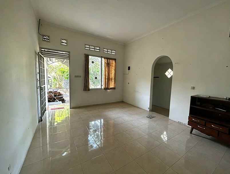 rumah dekat undip semarang
