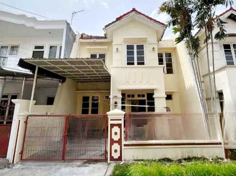 rumah dharmahusada mas strategis