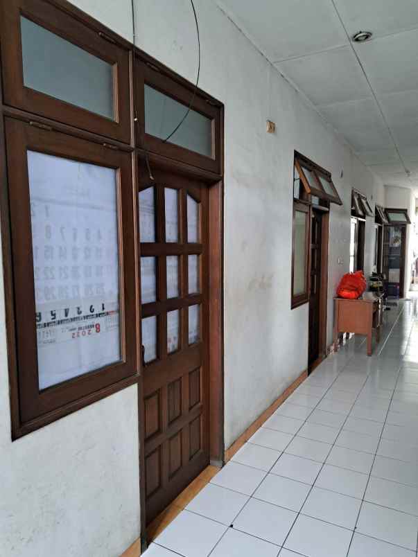 rumah di kutisari indah selatan