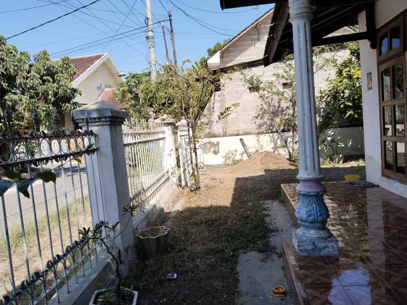 rumah dijual area situbondo
