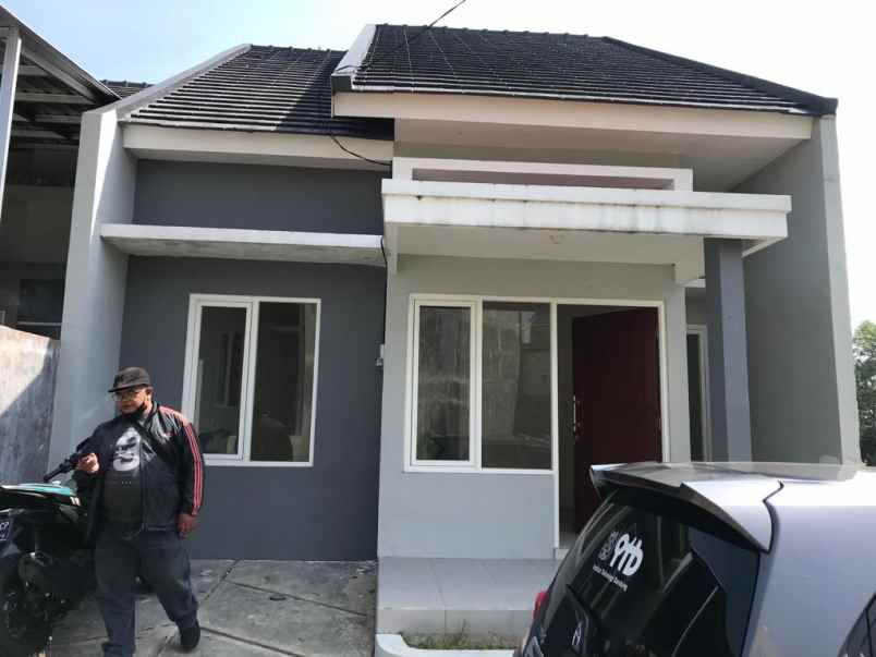 rumah dijual dekat umm harga murah dan nyaman 4 kamar