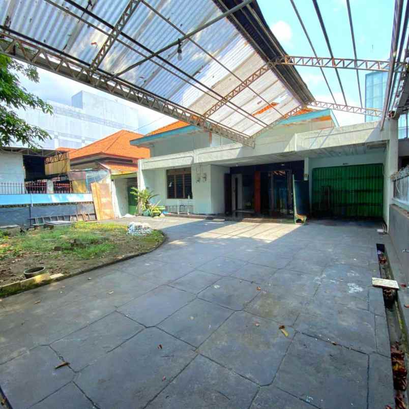 rumah dijual jalan slamet surabaya cocok untuk usaha