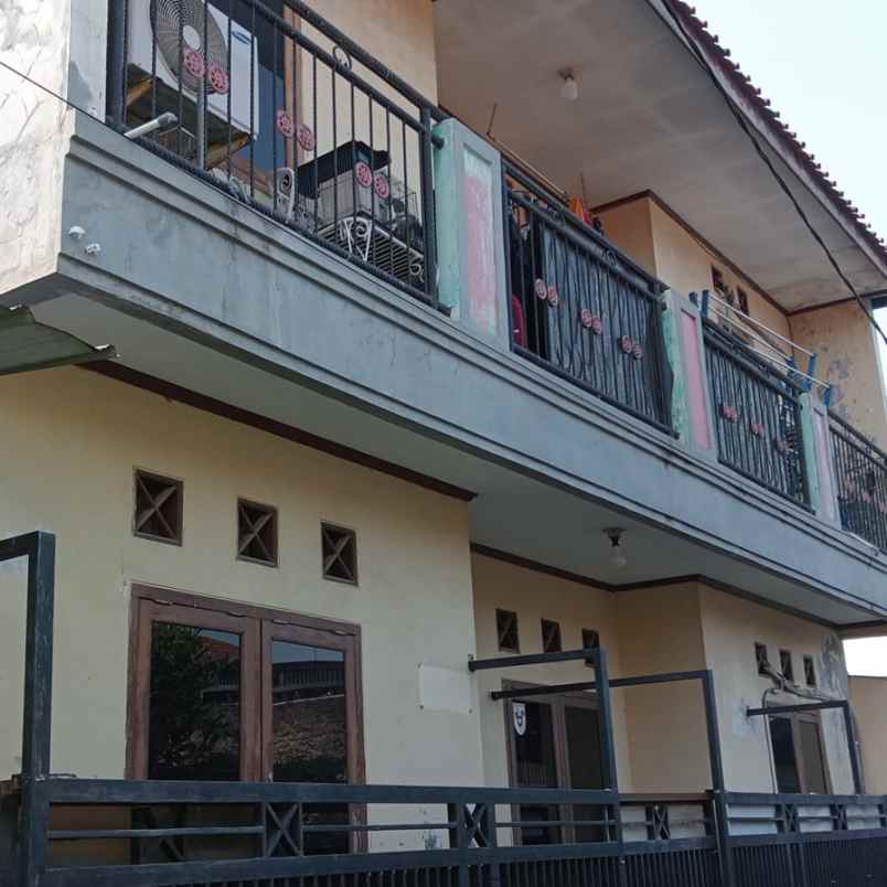 rumah dua lantai siap huni dan strategis