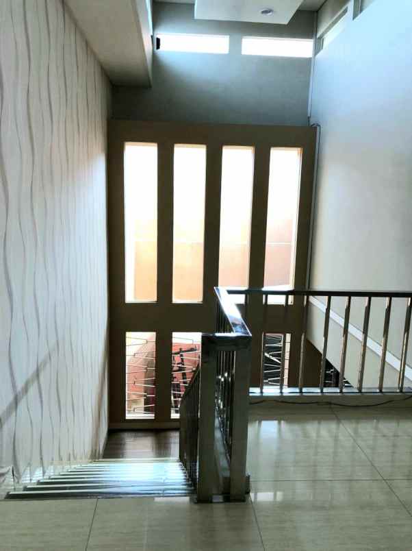 rumah furnish siap huni dalam komp di kota cimahi