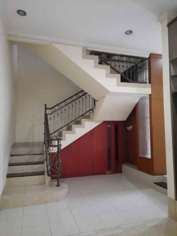 rumah green garden shm rorotan jakarta utara