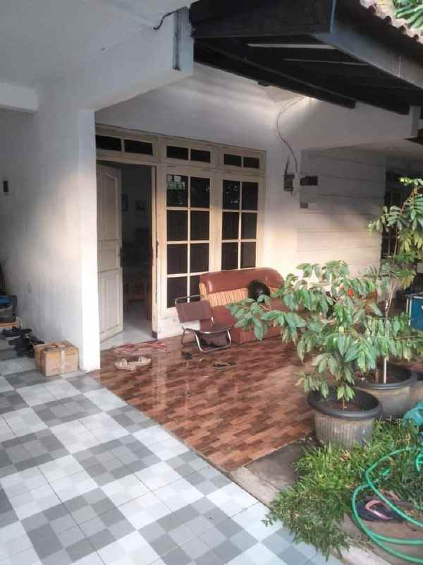 rumah griya babatan mukti strategis pln 4400