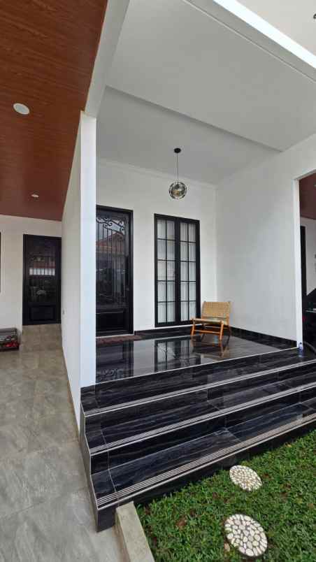 rumah hook taman pulo indah penggilingan jakarta timur