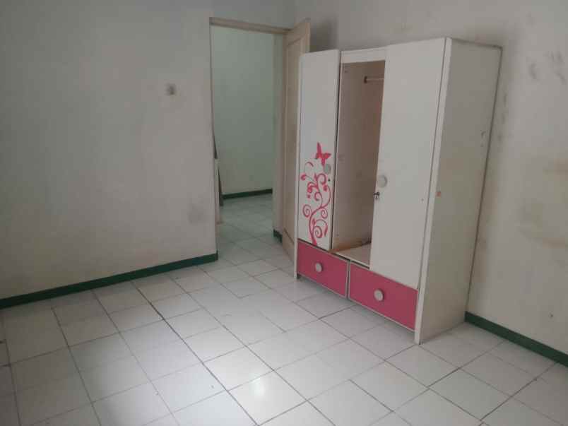 rumah hunian unfurnised di taman palem lestari