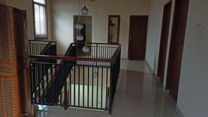 rumah jl kodau raya jatimelati