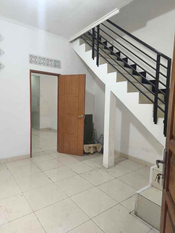 rumah jl pagarsih bandung jabar