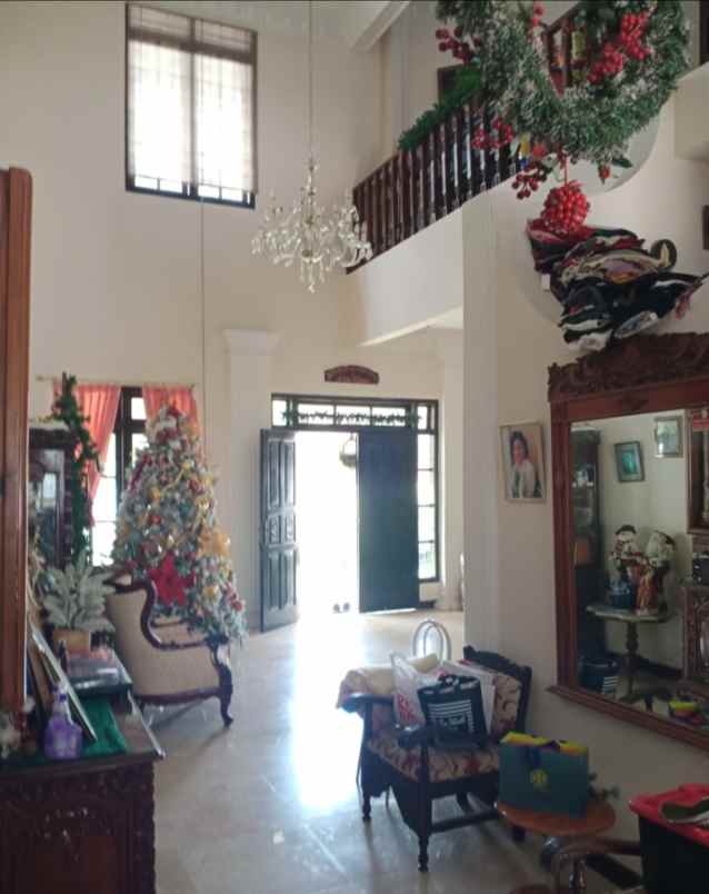 rumah jln raya cinere depok