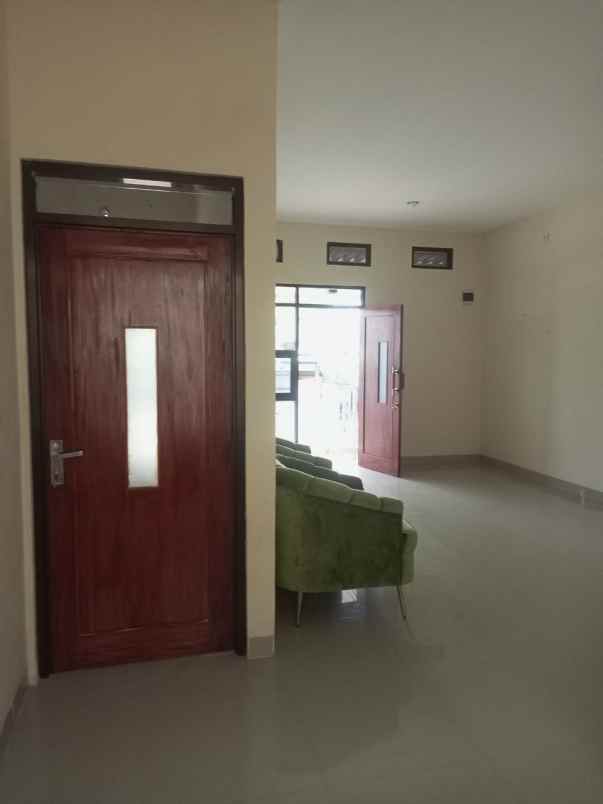 rumah kontrakan dekat pt hino dan kawasan indotaise