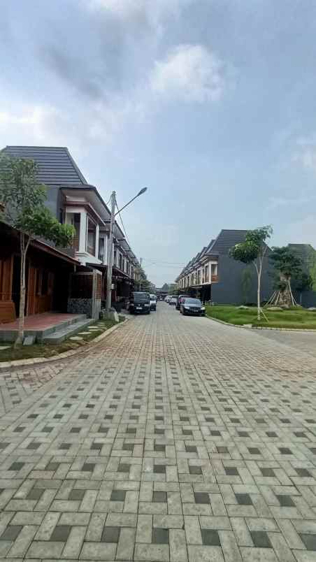 rumah kos eksklusif saxofone suhat malang