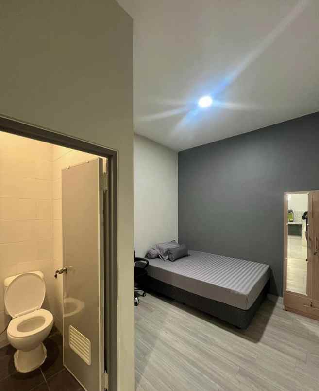 rumah kost produktif 3 lantai sambikerep surabaya