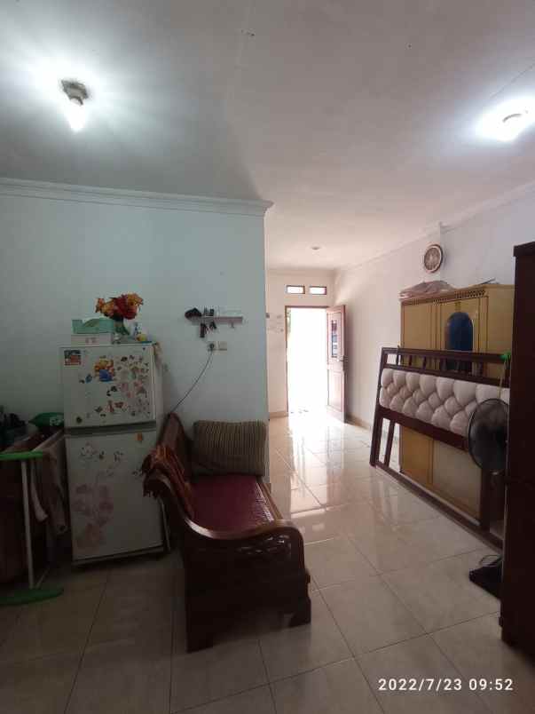 rumah lokasi strategis dekat bsd