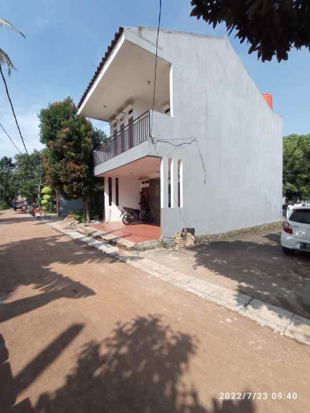 rumah lokasi strategis dekat bsd