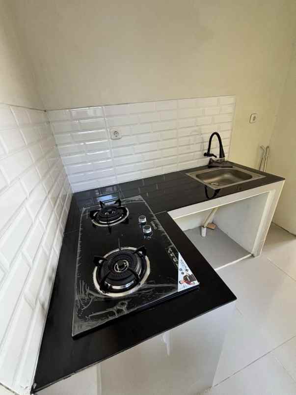 rumah luxury 2 lantai dekat jakarta selatan