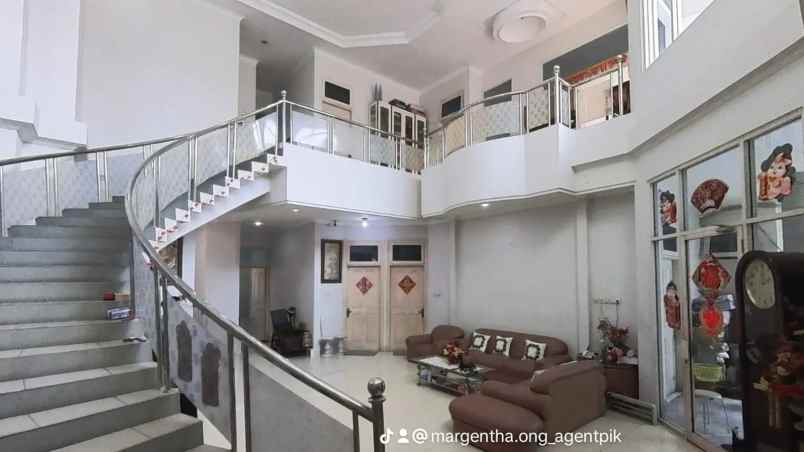 rumah mayang permai pik hadap selatan