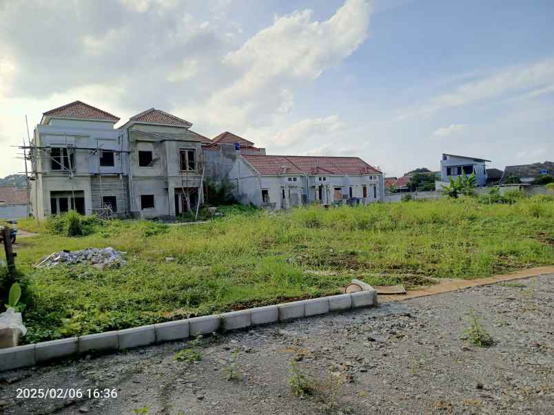 rumah mewah dekat pintu tol di puri amira depok