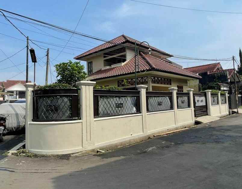 rumah mewah di pusat kota bandung