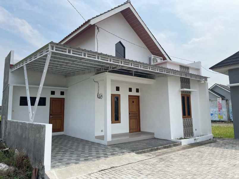 rumah mewah di sukoharjo