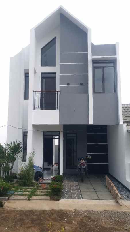 rumah mewah murah dua lantai cimahi bandung