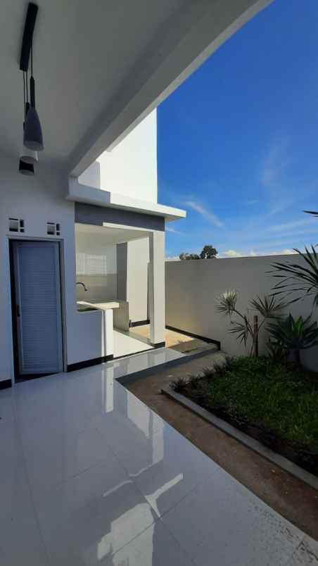 rumah mewah murah dua lantai cimahi bandung