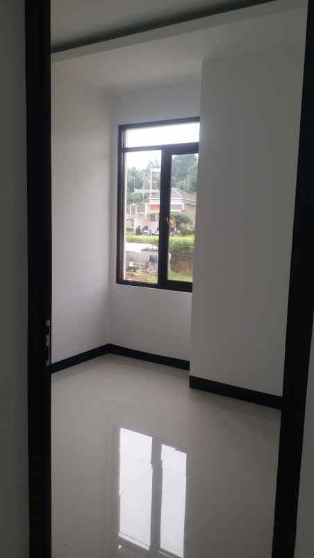 rumah mewah murah dua lantai cimahi bandung