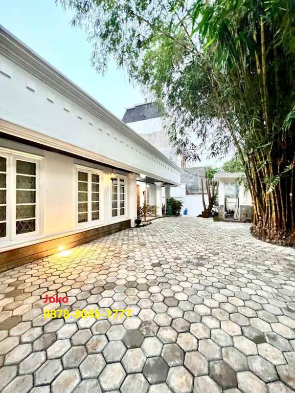 rumah mewah view tebet eco park tebet jakarta selatan