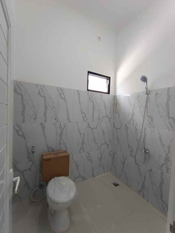 rumah minimalis 2 lantai di bojongsari depok