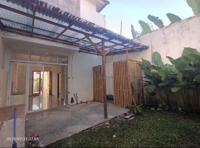 rumah minimalis one gate system dekat seseh dan canggu